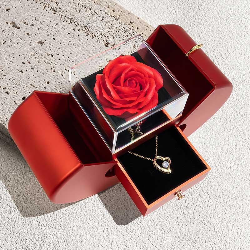 Coffret Rose Éternelle et son Collier d'Amour